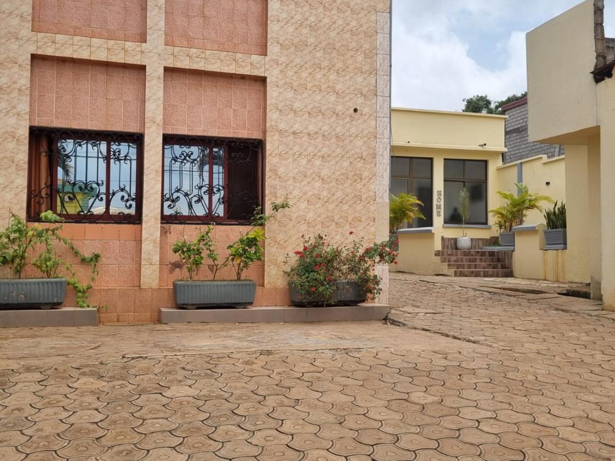 Appart Hotel Mireille Yaoundé Exteriér fotografie