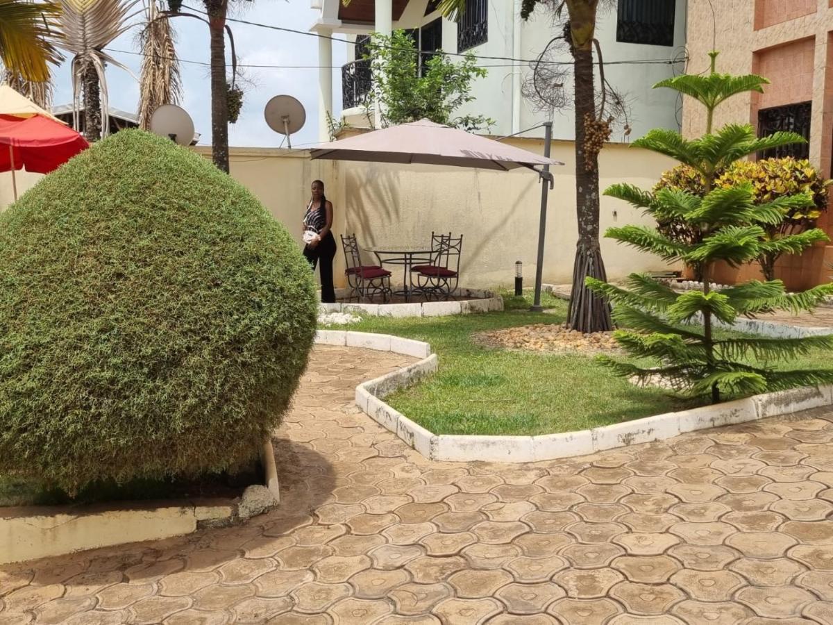 Appart Hotel Mireille Yaoundé Exteriér fotografie