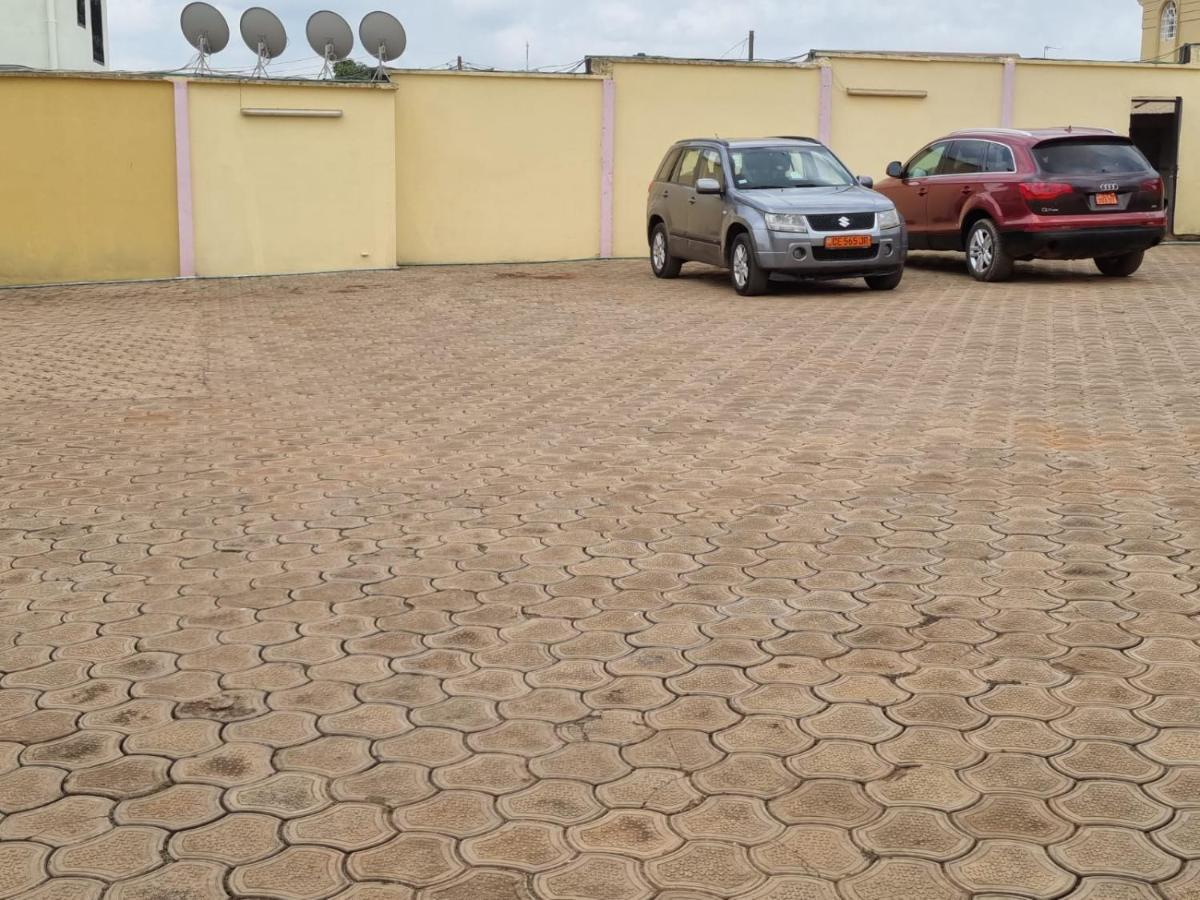 Appart Hotel Mireille Yaoundé Exteriér fotografie